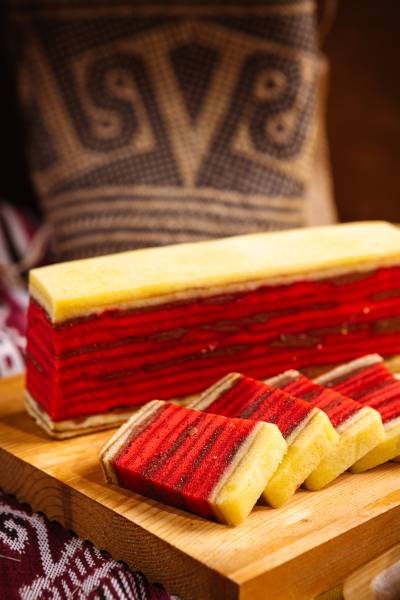 Kek Lapis Masam Manis