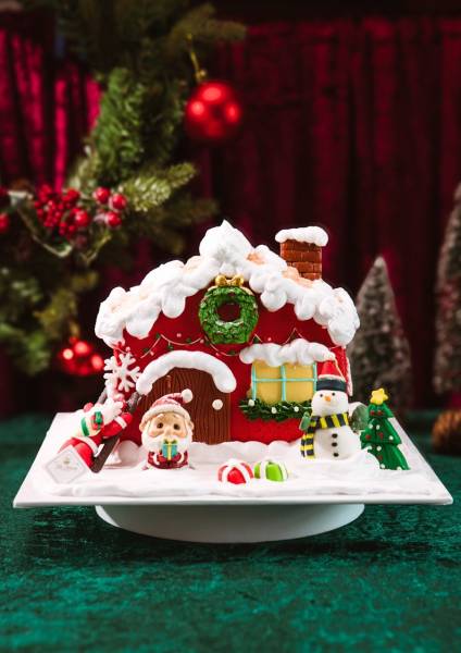 Xmas House Red #18